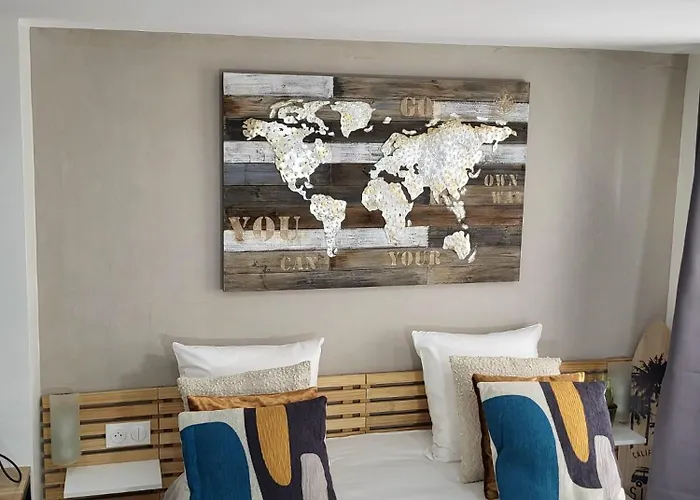 Hôtel Résidence A la Buttes aux Cailles